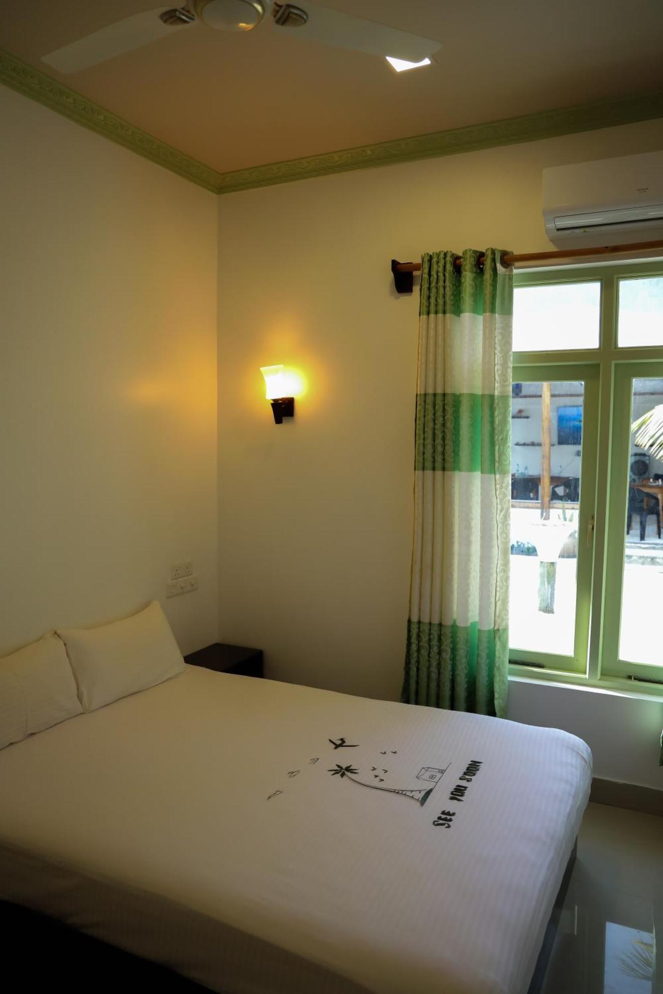 Shifa Lodge Maldives Feridhoo Buitenkant foto