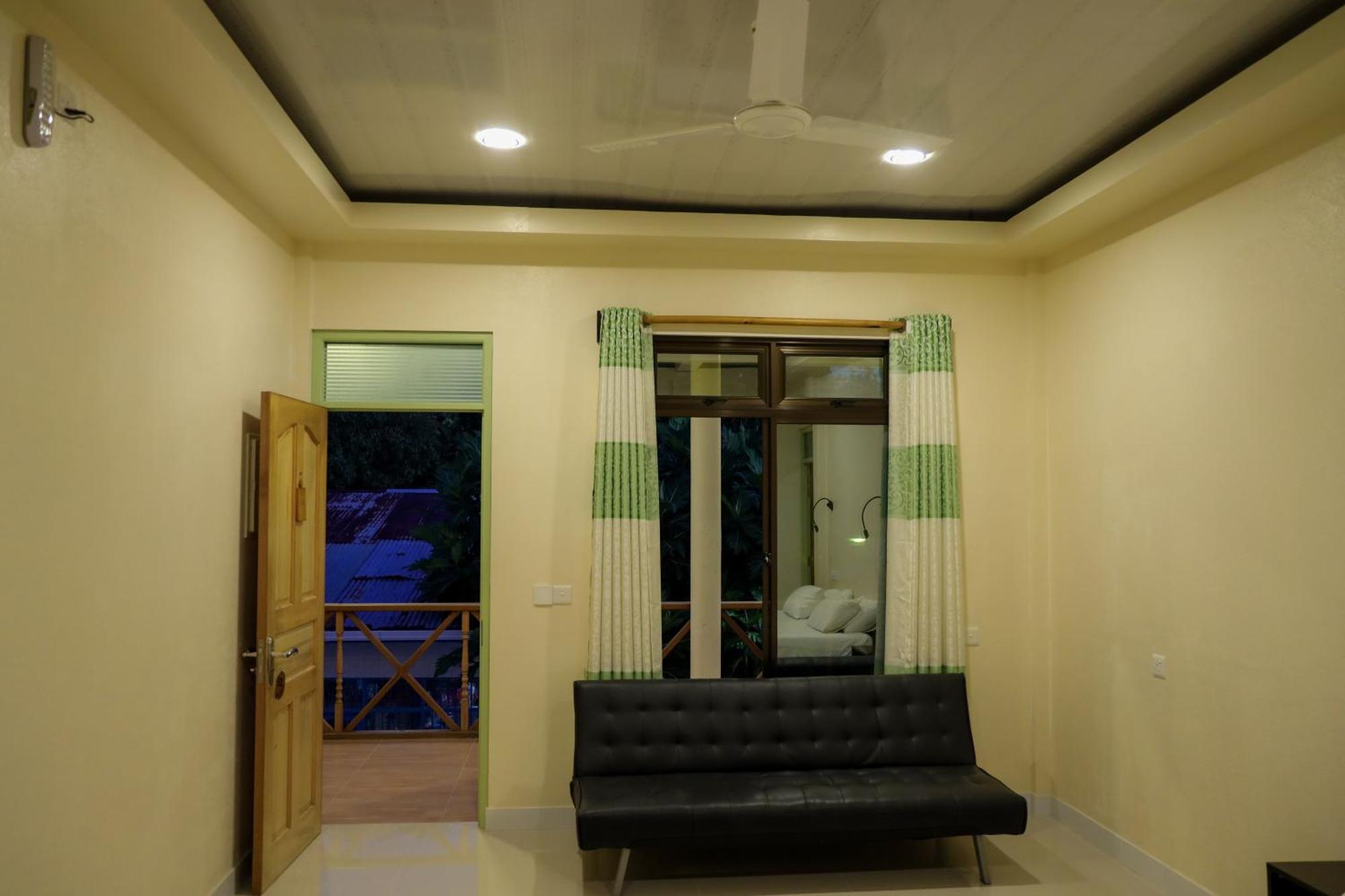 Shifa Lodge Maldives Feridhoo Buitenkant foto