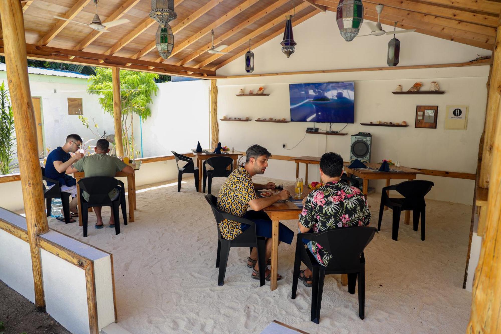 Shifa Lodge Maldives Feridhoo Buitenkant foto